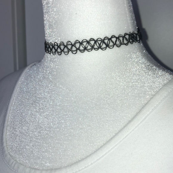 Black Choker - Picture 1 of 3